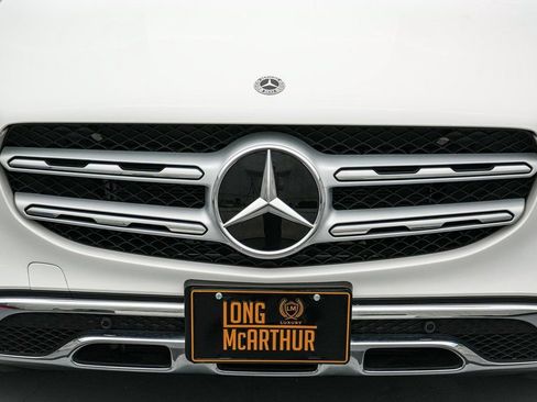 Used 2022 Mercedes-Benz GLC 300 4MATIC image 12