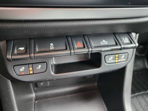 Used 2016 Chevrolet Colorado LT w/ Luxury Package, Chrome AWD/4WD image 21