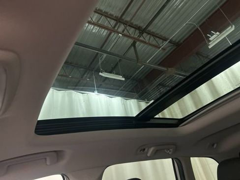 Used 2016 Volvo XC60 T5 Platinum w/ Climate Package image 23