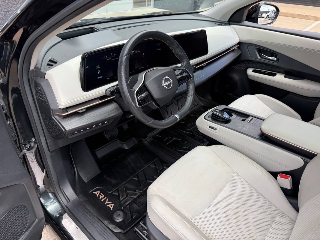 Used 2023 Nissan Ariya FWD image 36