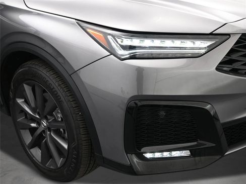 Used 2025 Acura MDX A-Spec image 31