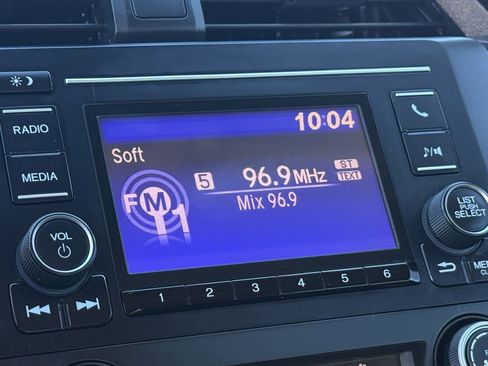 Used 2019 Honda Civic LX image 22