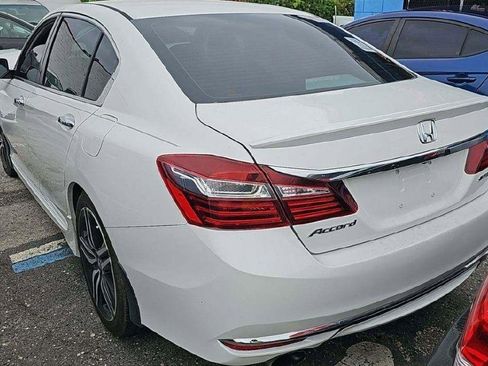 Used 2016 Honda Accord Sport image 12