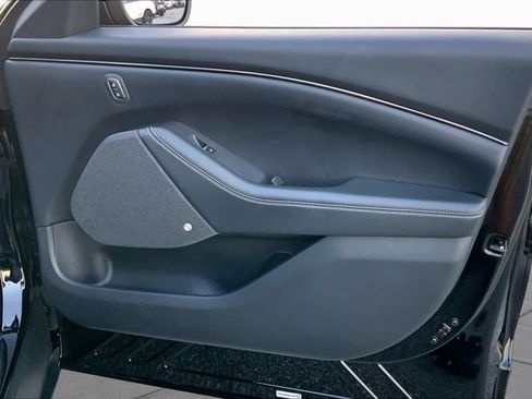 Used 2021 Ford Mustang Mach-E Premium RWD image 22