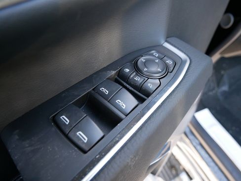 New 2026 GMC Sierra 2500 Denali w/ Denali Reserve Package image 16