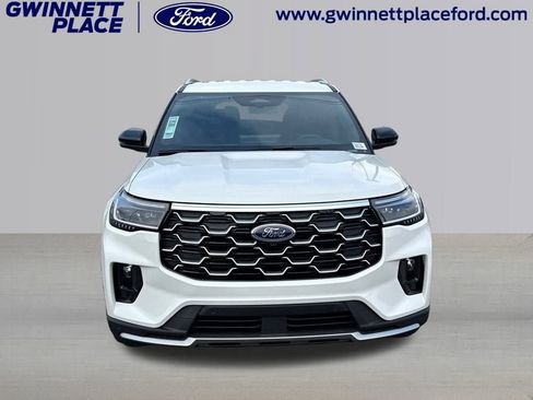 New 2026 Ford Explorer Platinum image 25
