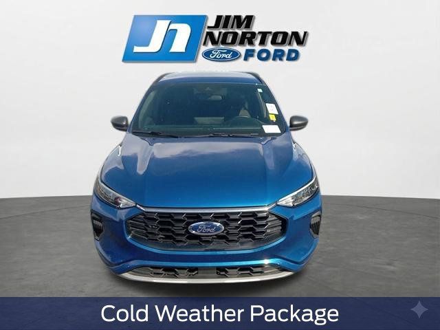 Used 2023 Ford Escape ST-Line w/ Tech Pack #1 FWD image 3
