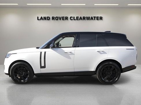 New 2026 Land Rover Range Rover SE image 2