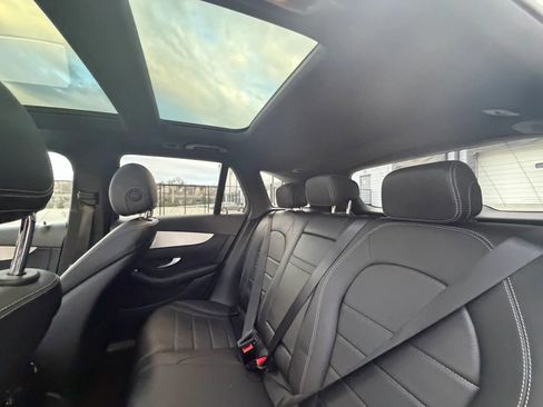 Used 2019 Mercedes-Benz GLC 300 4MATIC image 29