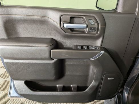 Used 2021 GMC Sierra 1500 AT4 w/ Technology Package image 14