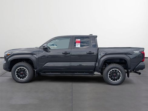 New 2026 Toyota Tacoma TRD Off-Road image 3