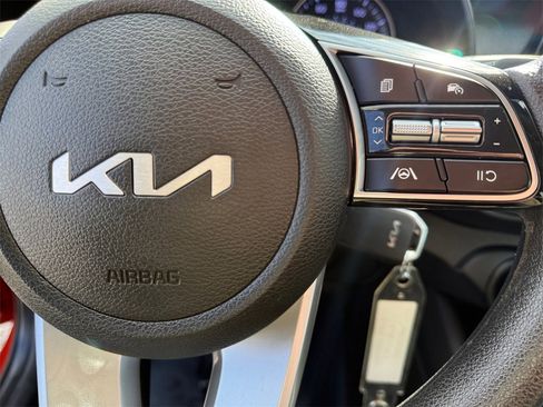 Certified 2023 Kia Forte LXS image 26