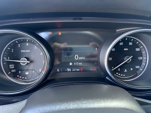 Used 2023 Buick Encore GX Preferred image 12