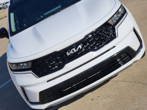 Used 2023 Kia Sorento S w/ Panoramic Sunroof Package FWD image 14