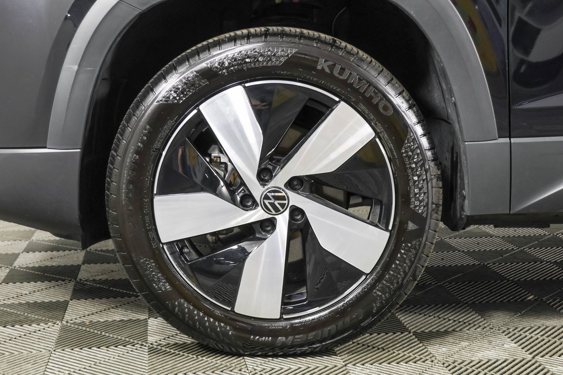 Used 2025 Volkswagen Taos S AWD/4WD image 22