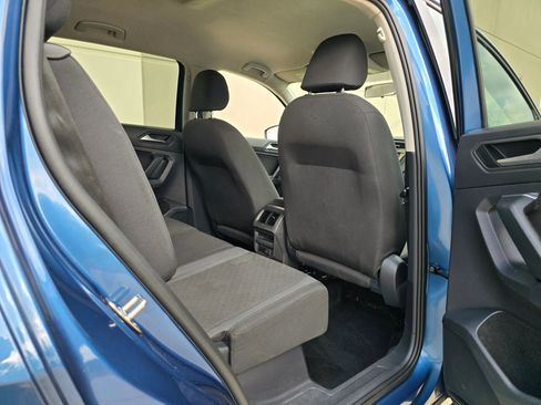 Used 2019 Volkswagen Tiguan S FWD image 37