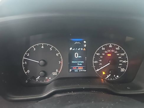 Used 2023 Toyota Corolla LE image 15