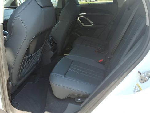 Used 2025 Audi Q5 Premium Plus AWD/4WD image 13