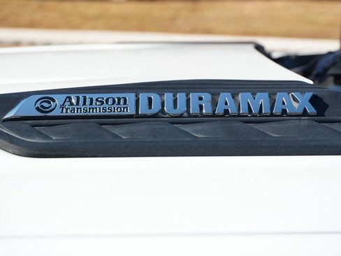 Used 2024 Chevrolet Silverado 3500 W/T image 7