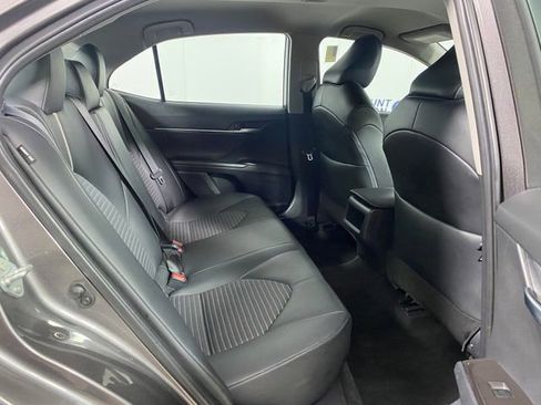 Used 2024 Toyota Camry SE FWD image 9