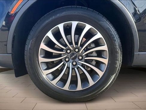 Used 2020 Lincoln Aviator Reserve w/ Elements Package Plus image 9