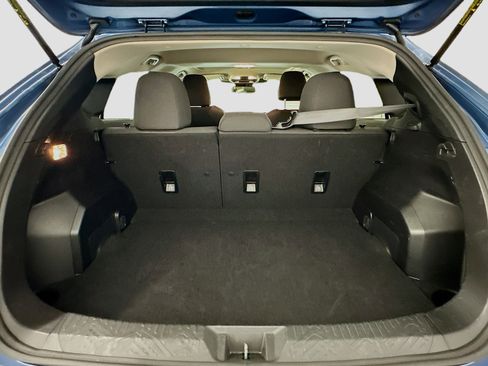 Used 2024 Subaru Crosstrek 2.0i Premium image 30