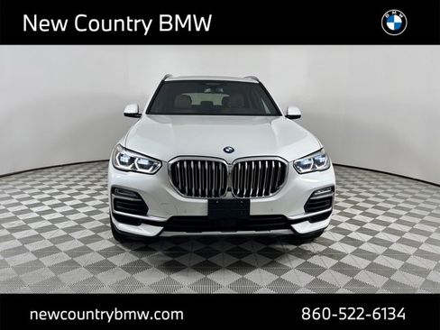 Used 2021 BMW X5 xDrive40i w/ Executive Package image 2