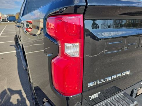 Used 2022 Chevrolet Silverado 1500 LT Trail Boss image 33
