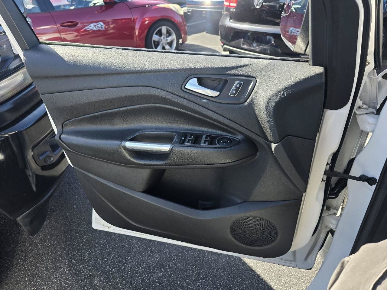 Used 2014 Ford Escape SE w/ Equipment Group 201A FWD image 15
