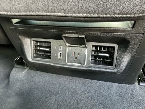 Used 2025 GMC Sierra 1500 SLT image 21