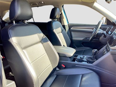 Used 2022 Volkswagen Atlas SE image 30