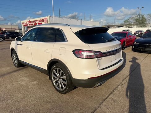Used 2019 Lincoln Nautilus Select image 7