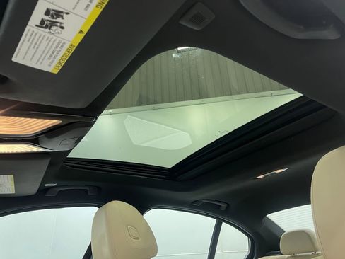 Used 2020 BMW 330i 330i w/ Convenience Package image 11