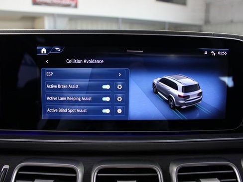 Used 2025 Mercedes-Benz GLS 450 4MATIC image 29