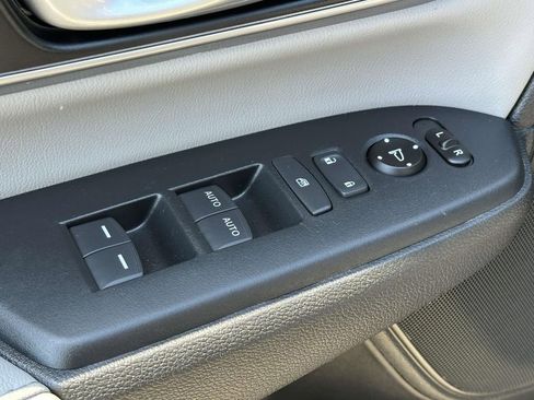 Used 2020 Honda CR-V EX-L image 15