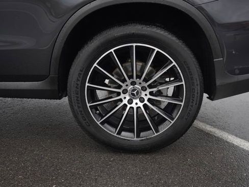 Used 2022 Mercedes-Benz GLC 300 image 40