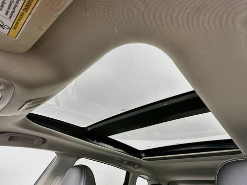 Used 2020 Nissan Murano SL w/ Moonroof Package FWD image 21