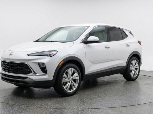 Used 2025 Buick Encore GX Preferred AWD/4WD image 3