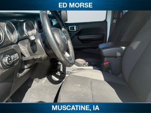 Used 2021 Jeep Gladiator Sport AWD/4WD image 13