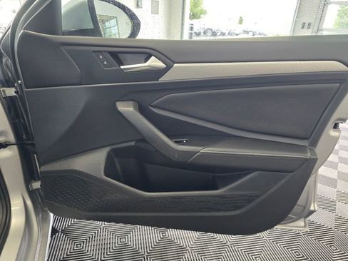 Used 2023 Volkswagen Jetta S image 41