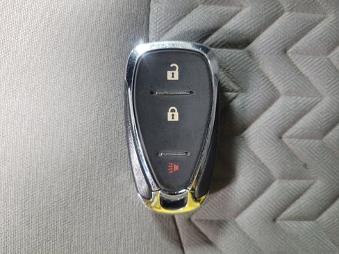 Used 2022 Chevrolet Equinox LT image 32