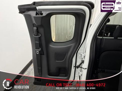 Used 2024 Nissan Frontier S w/ S Utility Package image 46