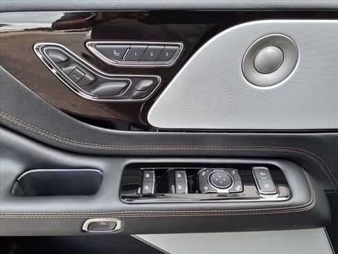 New 2025 Lincoln Aviator Black Label w/ Jet Appearance Package image 13