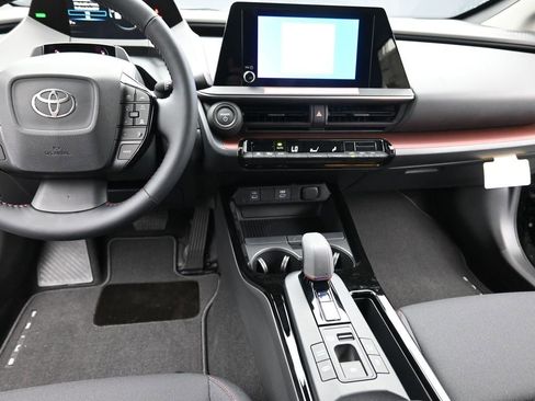 New 2026 Toyota Prius Plug-In Hybrid image 9