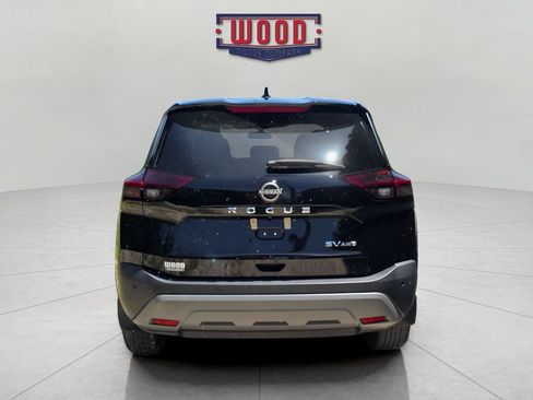 Used 2023 Nissan Rogue SV AWD/4WD image 3