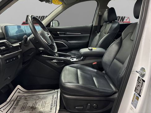 Used 2023 Kia Telluride S w/ S Sunroof Package image 9