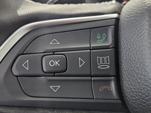 New 2025 Jeep Grand Cherokee Limited w/ Luxury Tech Group II image 14