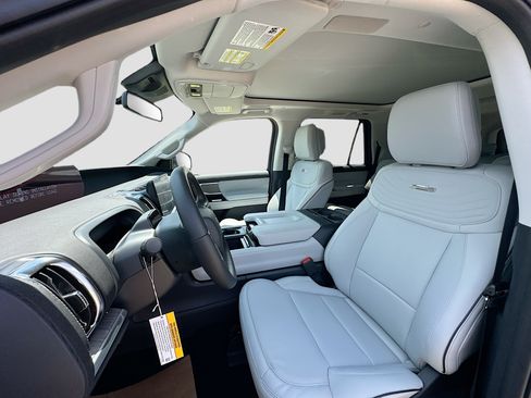 New 2026 Ford Expedition Max Platinum w/ Platinum Ultimate Package AWD/4WD image 15