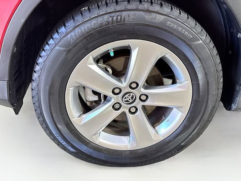 Used 2015 Toyota RAV4 XLE image 38