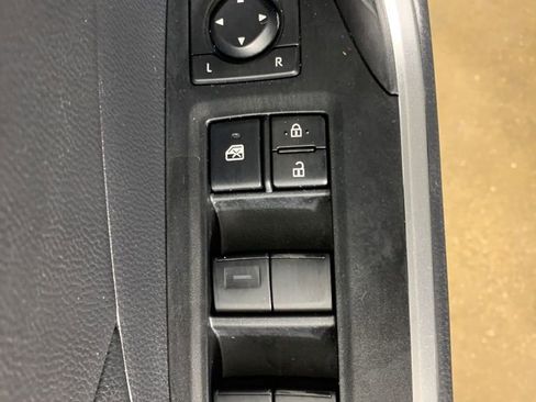 Used 2024 Toyota RAV4 LE image 17